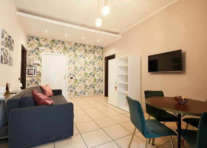 Vicky'S Luxury Guesthouse By Napoliapartments